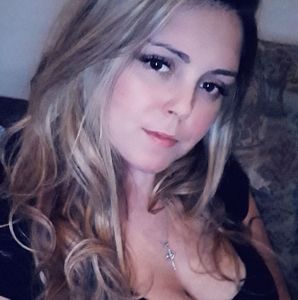 Meet your Posher, Annie